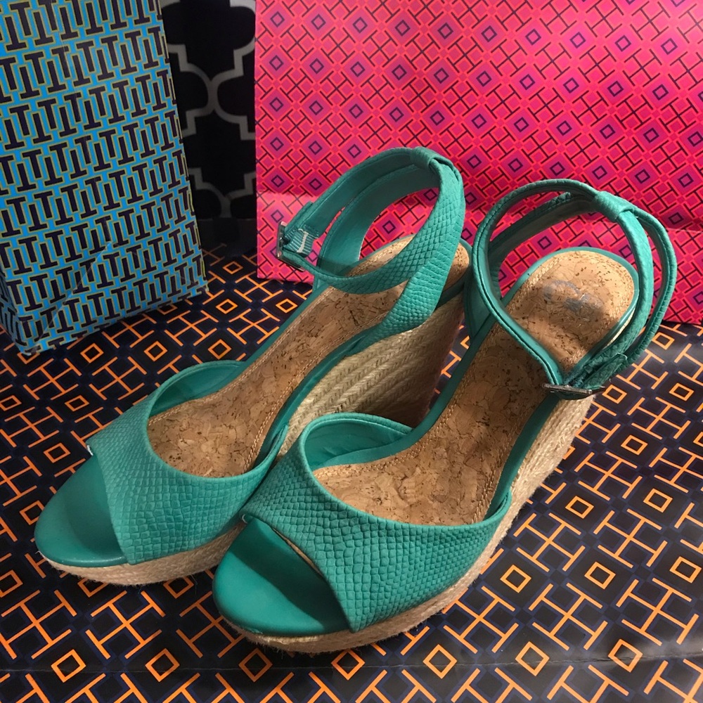 Green Gianni Bini Wedges size 10